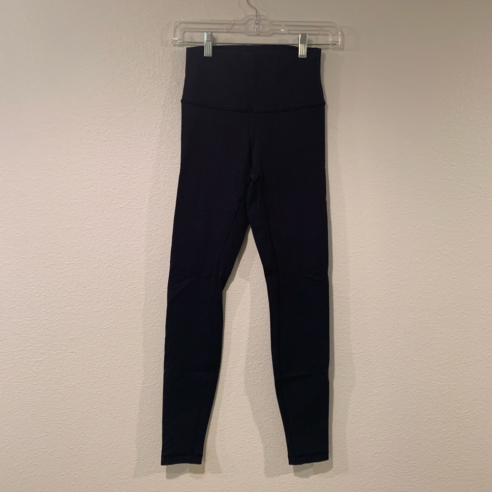 Navy blue wunder under leggings